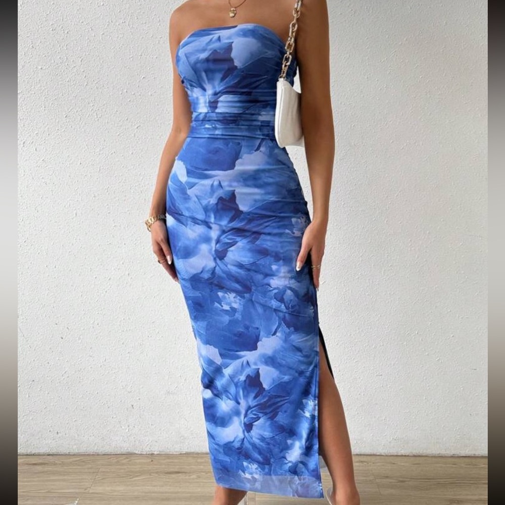 Blue Strapless Bodycon Dress with Slit